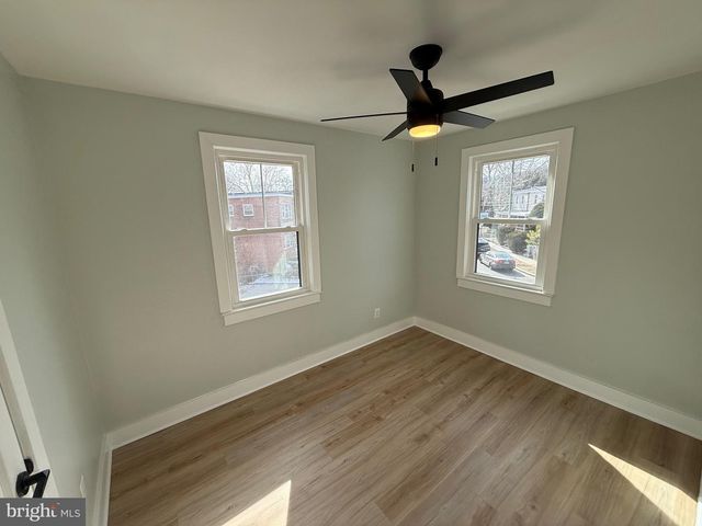 5049 8TH ST NE, Washington, DC 20017