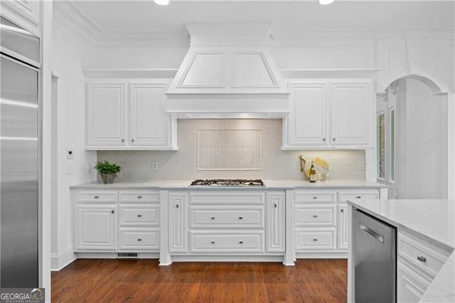 15884 Meadow King Court, Milton, GA 30004