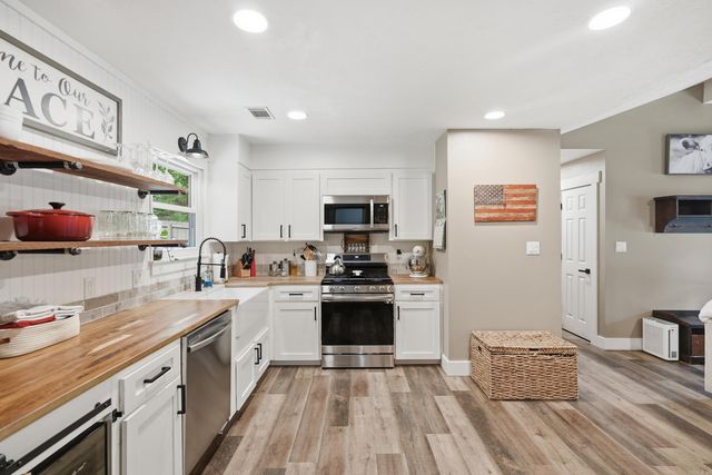 265 Sunny Gap Rd, Conway, AR 72032