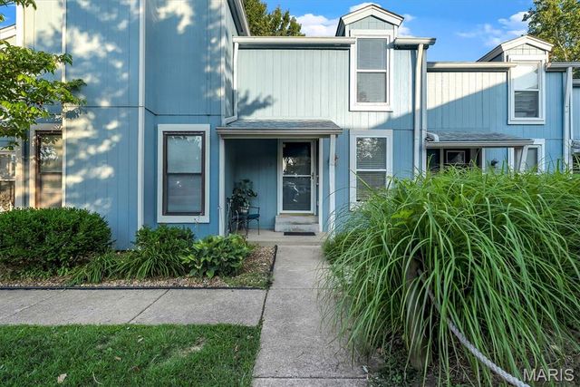 43 Breezy Knoll Lane, Lake St Louis, MO 63367