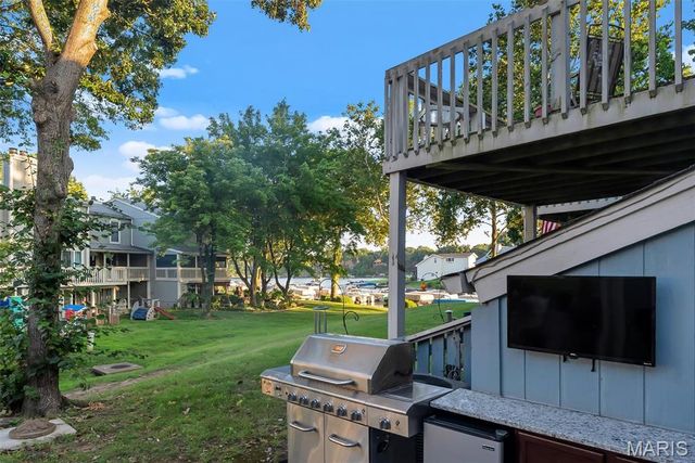 43 Breezy Knoll Lane, Lake St Louis, MO 63367