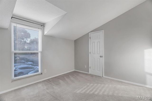 43 Breezy Knoll Lane, Lake St Louis, MO 63367