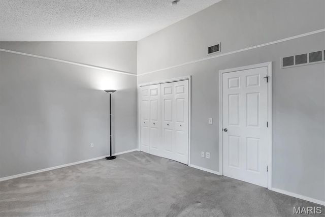 43 Breezy Knoll Lane, Lake St Louis, MO 63367
