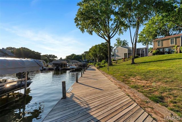 43 Breezy Knoll Lane, Lake St Louis, MO 63367