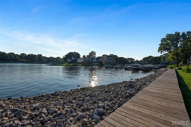 43 Breezy Knoll Lane, Lake St Louis, MO 63367