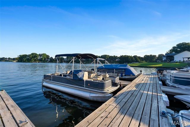 43 Breezy Knoll Lane, Lake St Louis, MO 63367