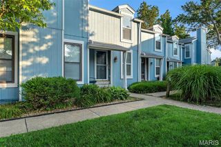 43 Breezy Knoll Lane, Lake St Louis, MO 63367
