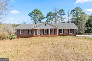 100 Forest Lake Drive, Covington, GA 30016