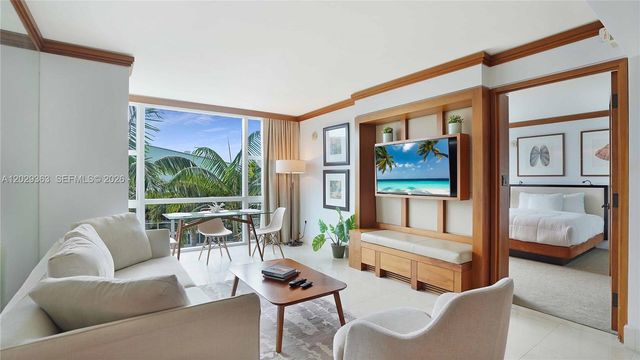 6801 Collins Ave 315, Miami Beach, FL 33141