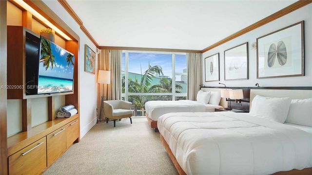 6801 Collins Ave 315, Miami Beach, FL 33141