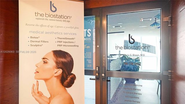 6801 Collins Ave 315, Miami Beach, FL 33141