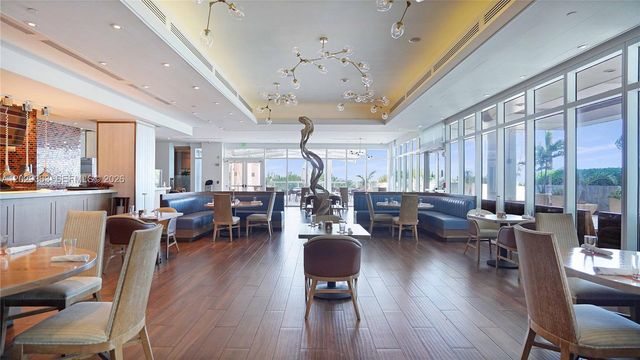 6801 Collins Ave 315, Miami Beach, FL 33141