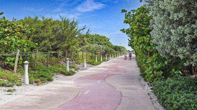 6801 Collins Ave 315, Miami Beach, FL 33141