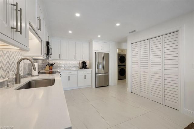 28432 Highgate DR, Bonita Springs, FL 34135