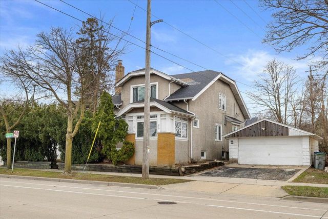 2715 76th STREET, Milwaukee, WI 53222