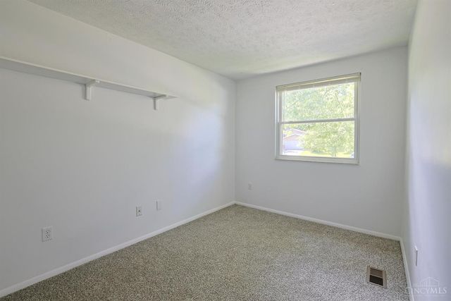 1547 Buckboard Lane, Goshen Twp, OH 45140