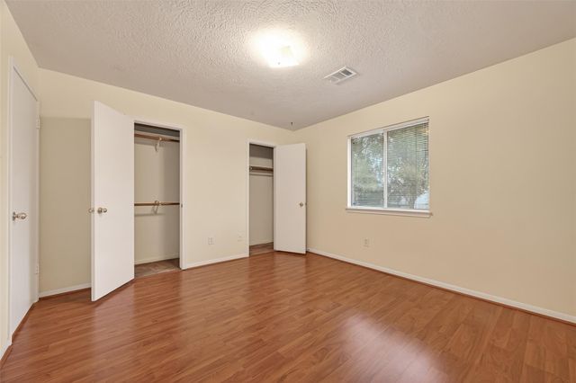 8914 Mattison Drive, Houston, TX 77088