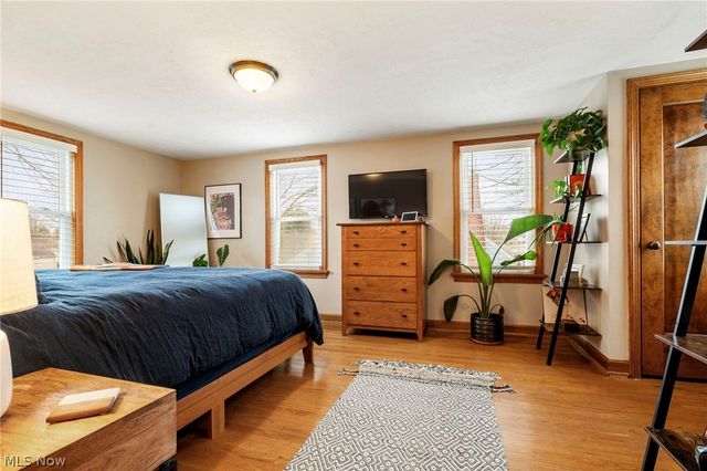 214 Westland Avenue NW, Massillon, OH 44646