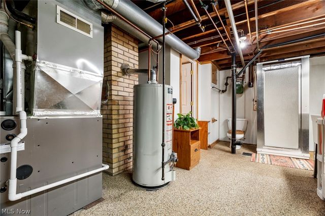 214 Westland Avenue NW, Massillon, OH 44646