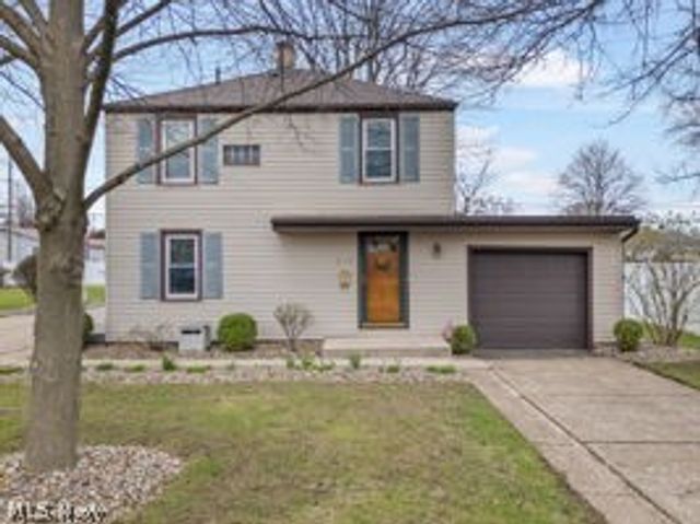 214 Westland Avenue NW, Massillon, OH 44646