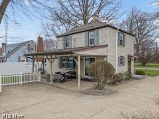214 Westland Avenue NW, Massillon, OH 44646