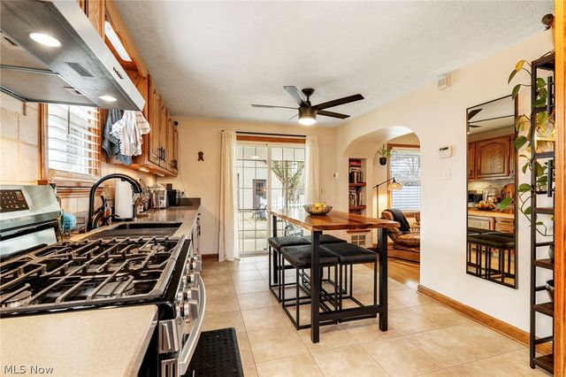 214 Westland Avenue NW, Massillon, OH 44646