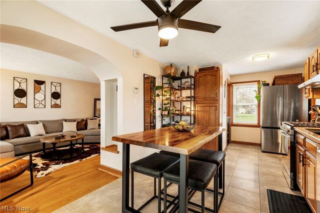 214 Westland Avenue NW, Massillon, OH 44646