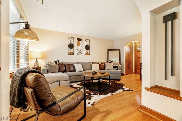 214 Westland Avenue NW, Massillon, OH 44646