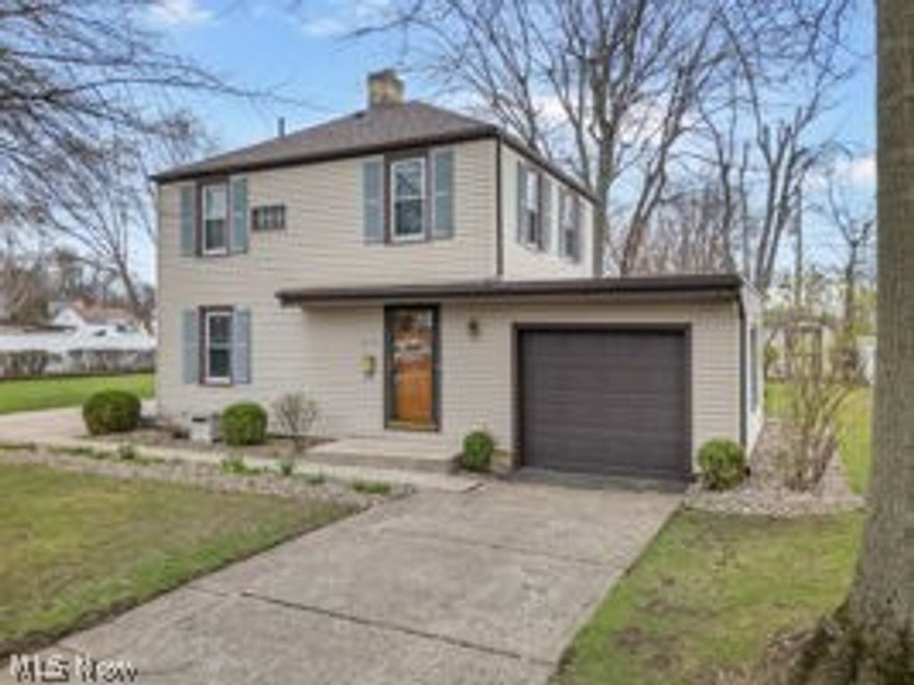 214 Westland Avenue NW, Massillon, OH 44646