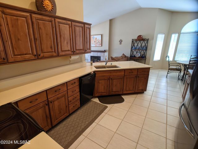 63945 E Orangewood Lane, Saddlebrooke, AZ 85739