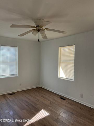 1801 Wenatchee Pl, Louisville, KY 40210