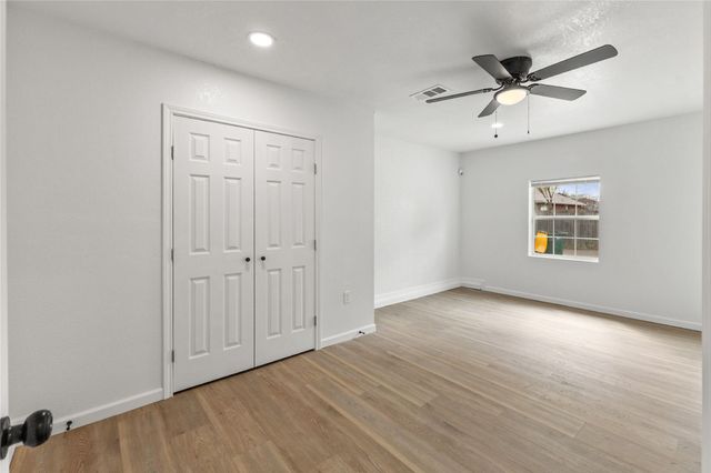 702 Lowe Drive, Cedar Hill, TX 75104