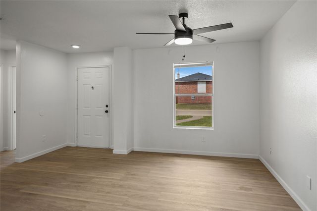 702 Lowe Drive, Cedar Hill, TX 75104