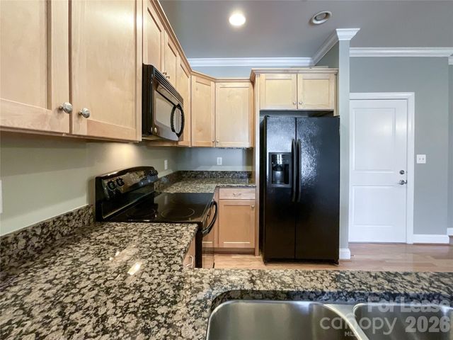 518 Clarice Avenue 308, Charlotte, NC 28204