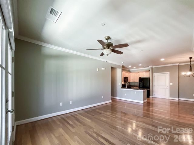 518 Clarice Avenue 308, Charlotte, NC 28204