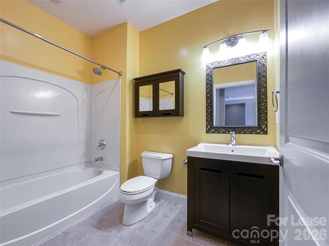518 Clarice Avenue 308, Charlotte, NC 28204