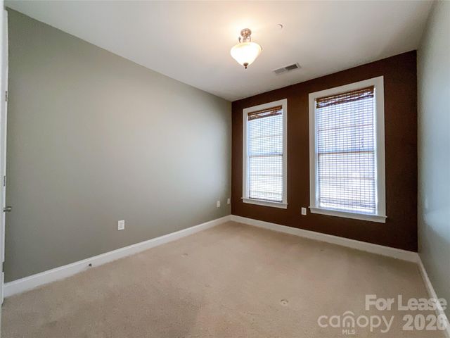 518 Clarice Avenue 308, Charlotte, NC 28204