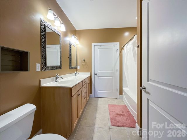 518 Clarice Avenue 308, Charlotte, NC 28204