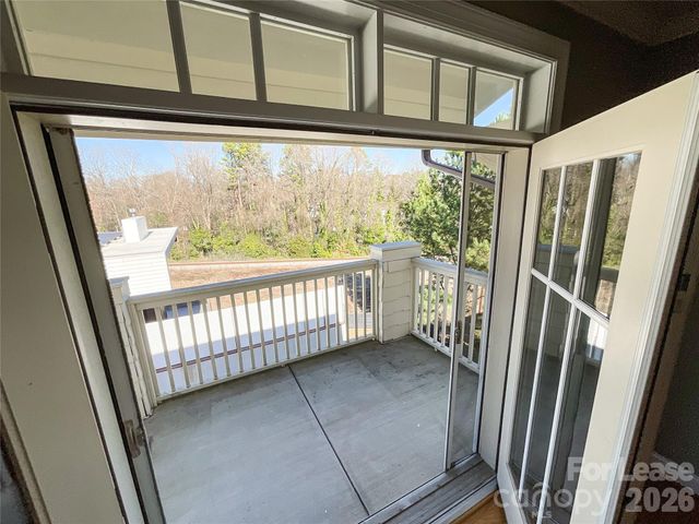 518 Clarice Avenue 308, Charlotte, NC 28204