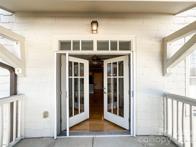 518 Clarice Avenue 308, Charlotte, NC 28204