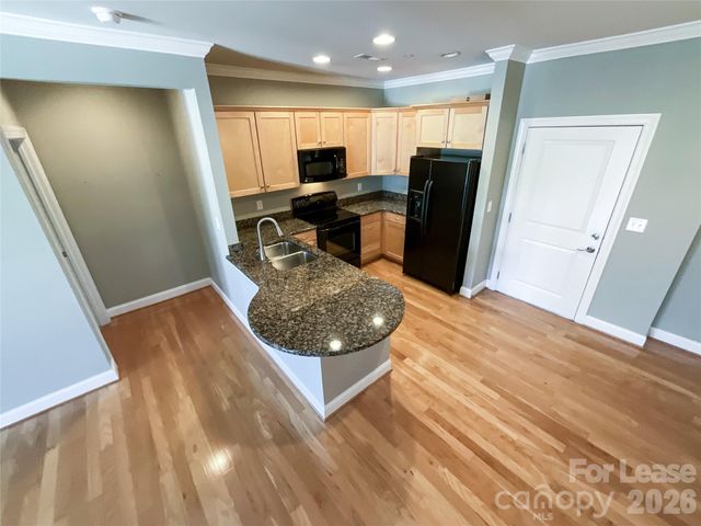518 Clarice Avenue 308, Charlotte, NC 28204
