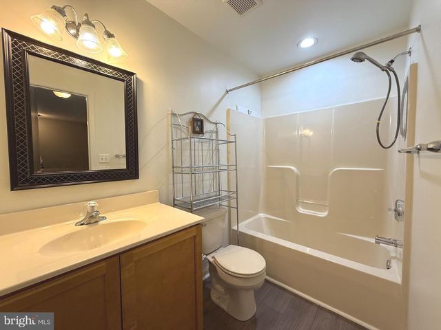 122 PROVIDENCE LN, Lansdale, PA 19446