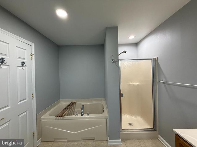 122 PROVIDENCE LN, Lansdale, PA 19446