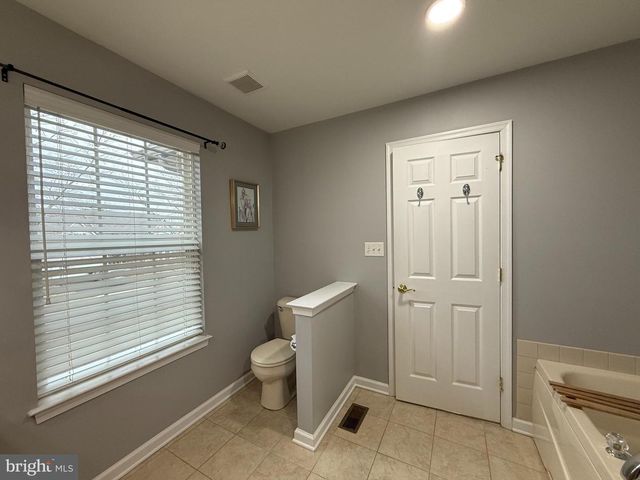 122 PROVIDENCE LN, Lansdale, PA 19446