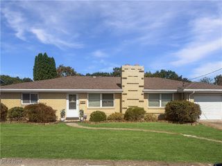 249 Greenlawn Boulevard, Weirton, WV 26062