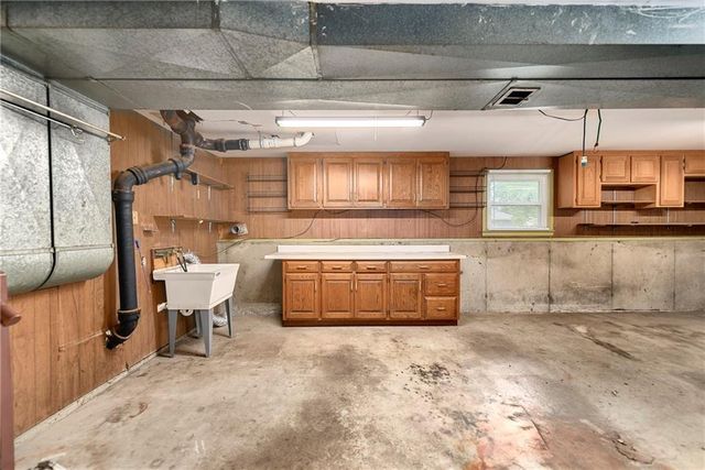 12000 E 62nd Street, Kansas City, MO 64133