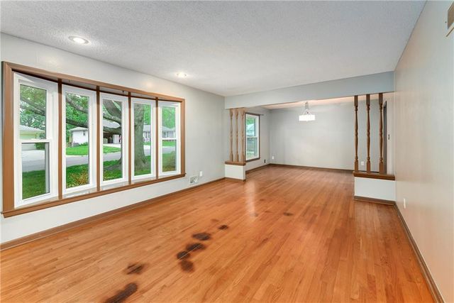 12000 E 62nd Street, Kansas City, MO 64133