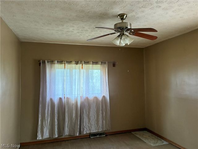 331 Wood Avenue, Niles, OH 44446