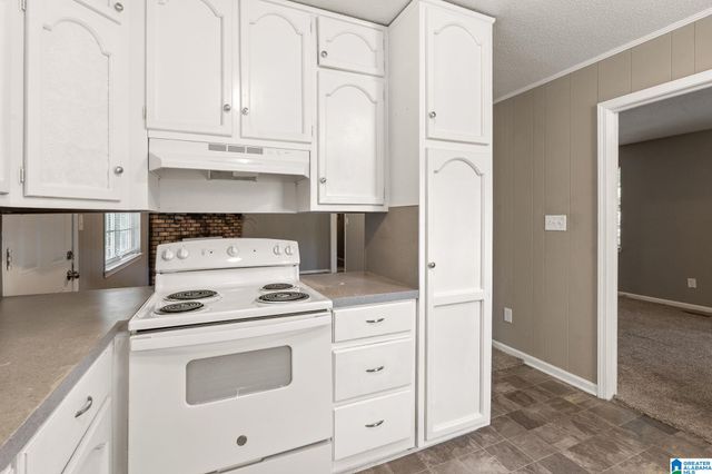 1421 BREWSTER CIRCLE, Birmingham, AL 35235