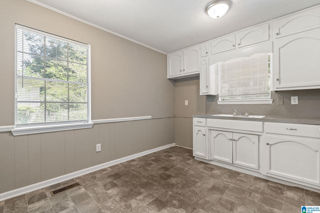 1421 BREWSTER CIRCLE, Birmingham, AL 35235